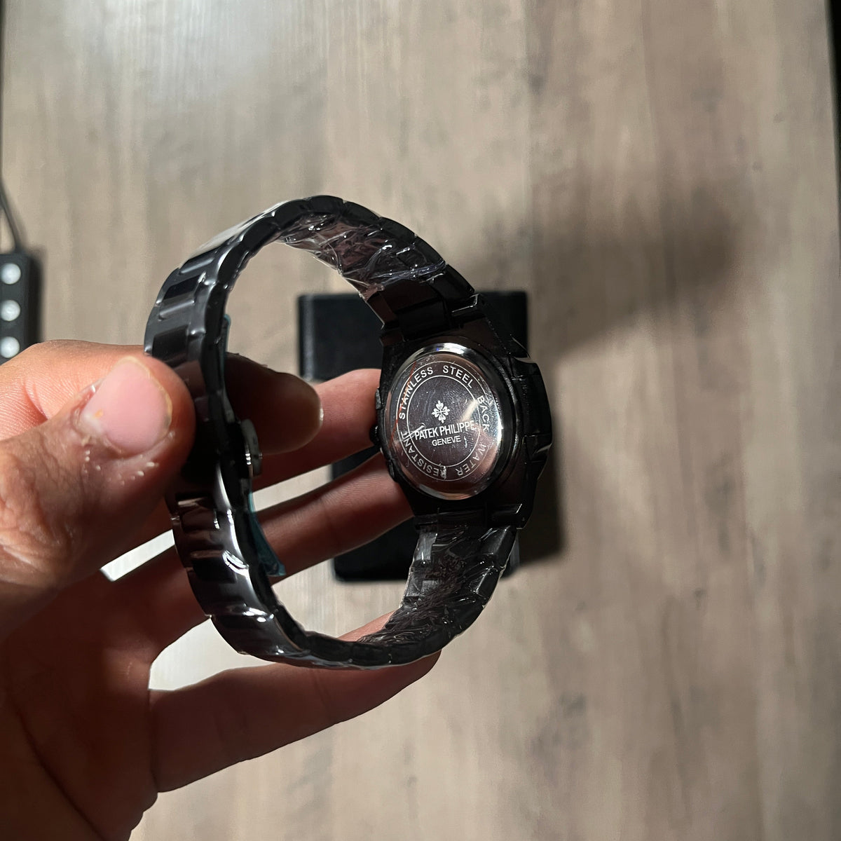 Reloj Nocturno Negro – Estilo Nautilus
