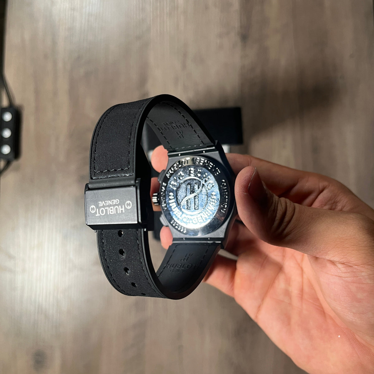 Reloj Total Black – Estilo Big Bang