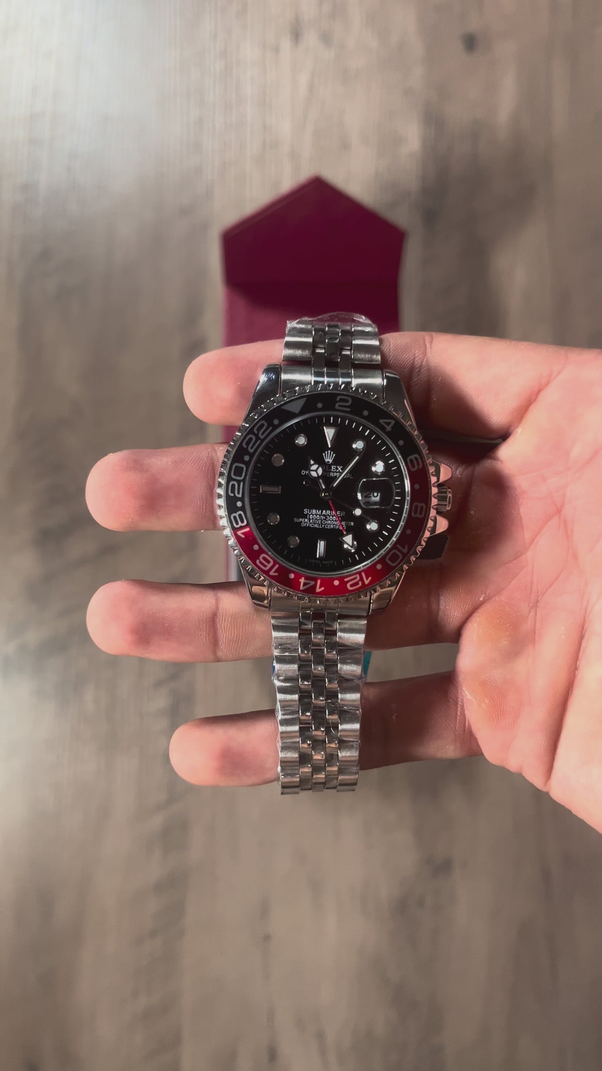 Reloj Rojo y Negro – Estilo GMT-Master