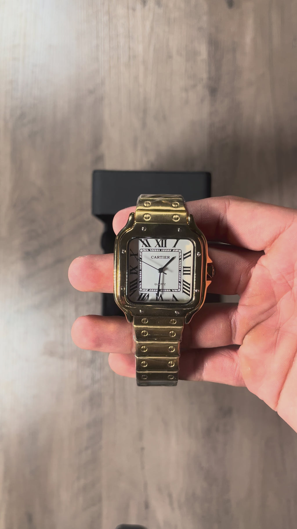 Reloj Oro Clásico – Estilo Santos
